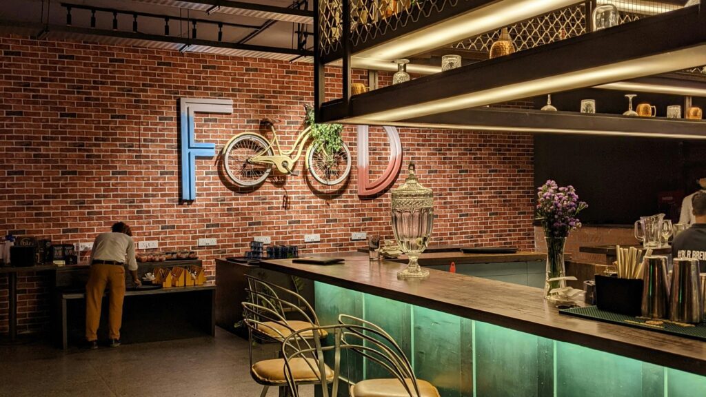scenic restaurants in India